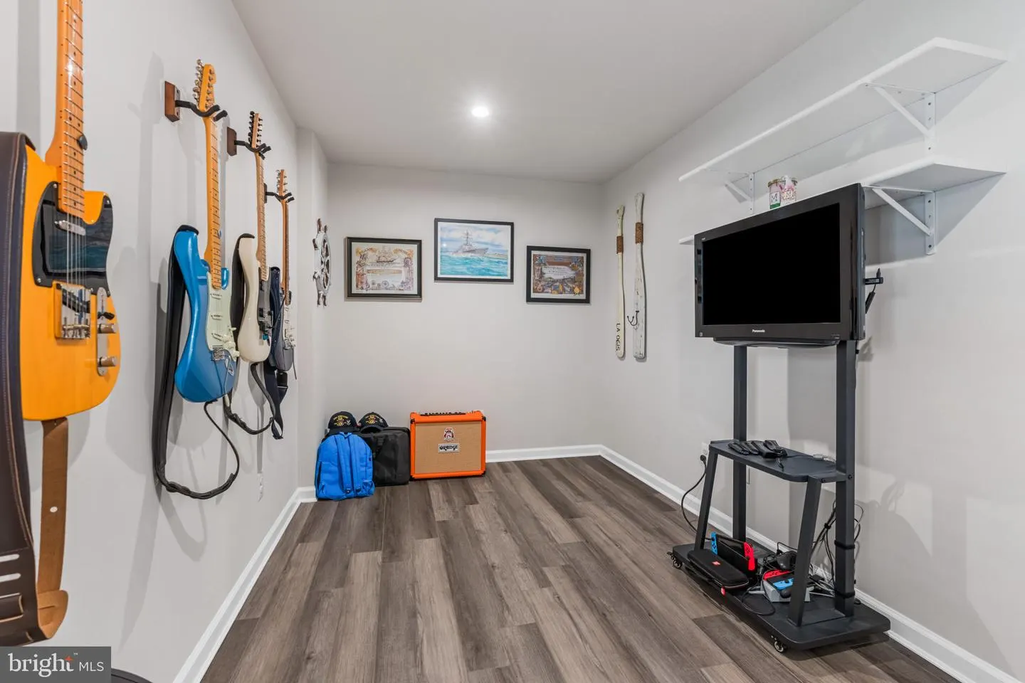 Lower-level flex room