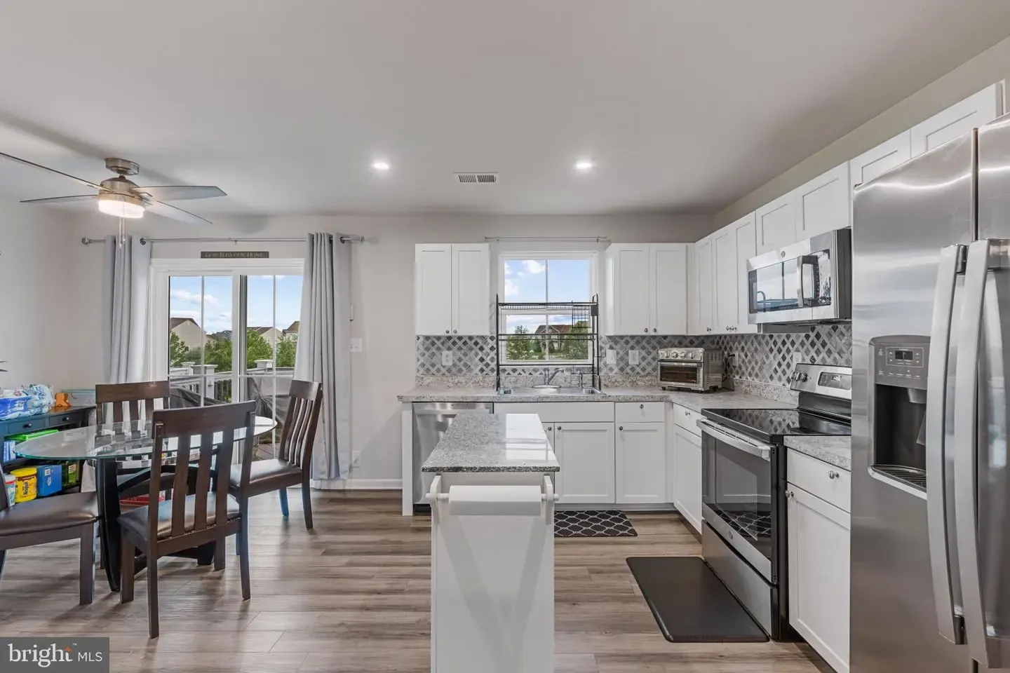 Kitchen and dining area